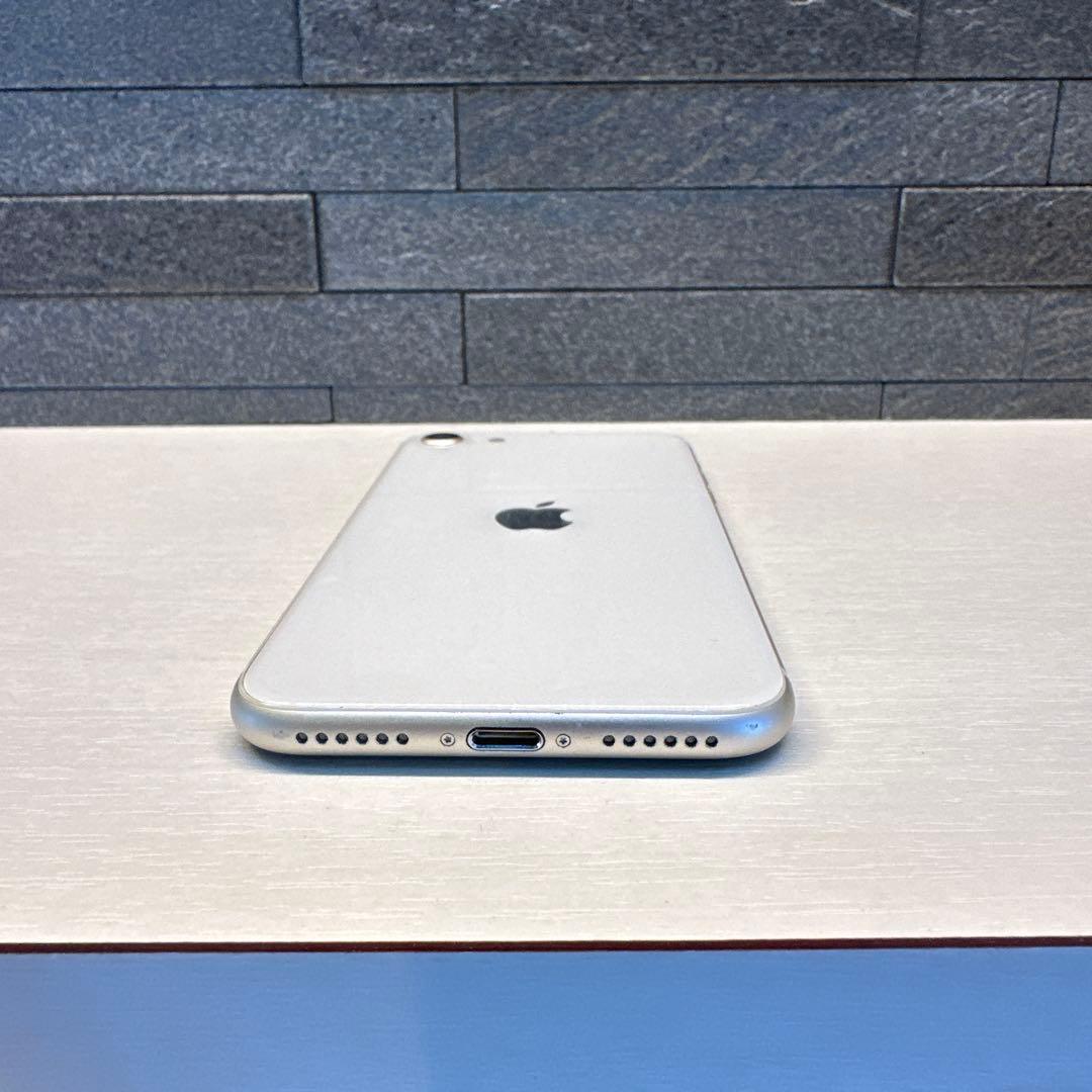 iPhone SE 第三世代 64GB