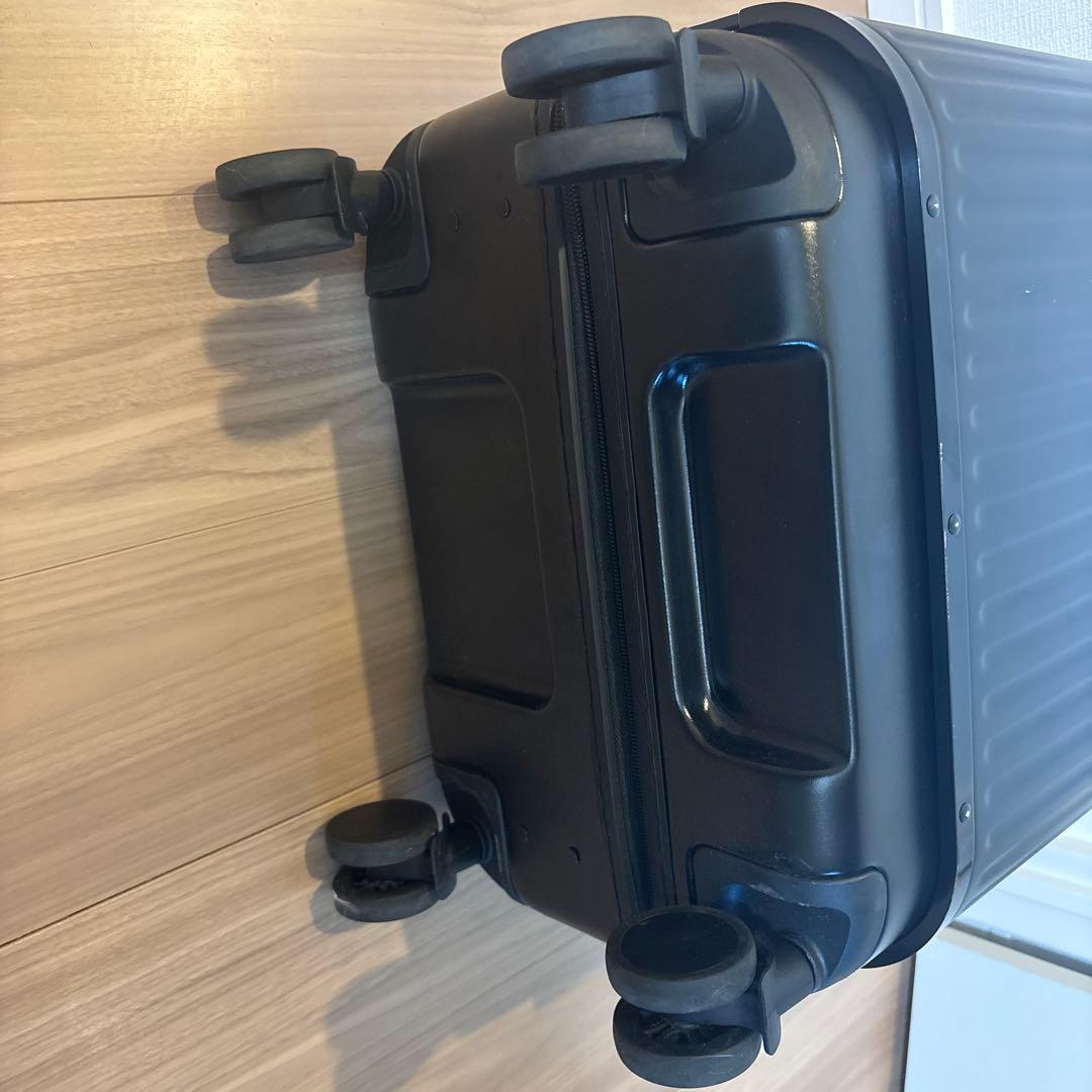 VELO ヴェーロ サイズ可変式 キャリーケース