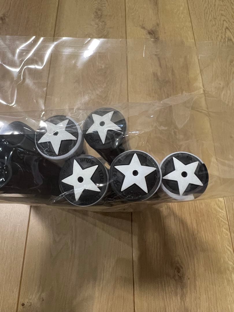 TOUR STINGRAY M60 ブラックラウンドグリップ 10本セット