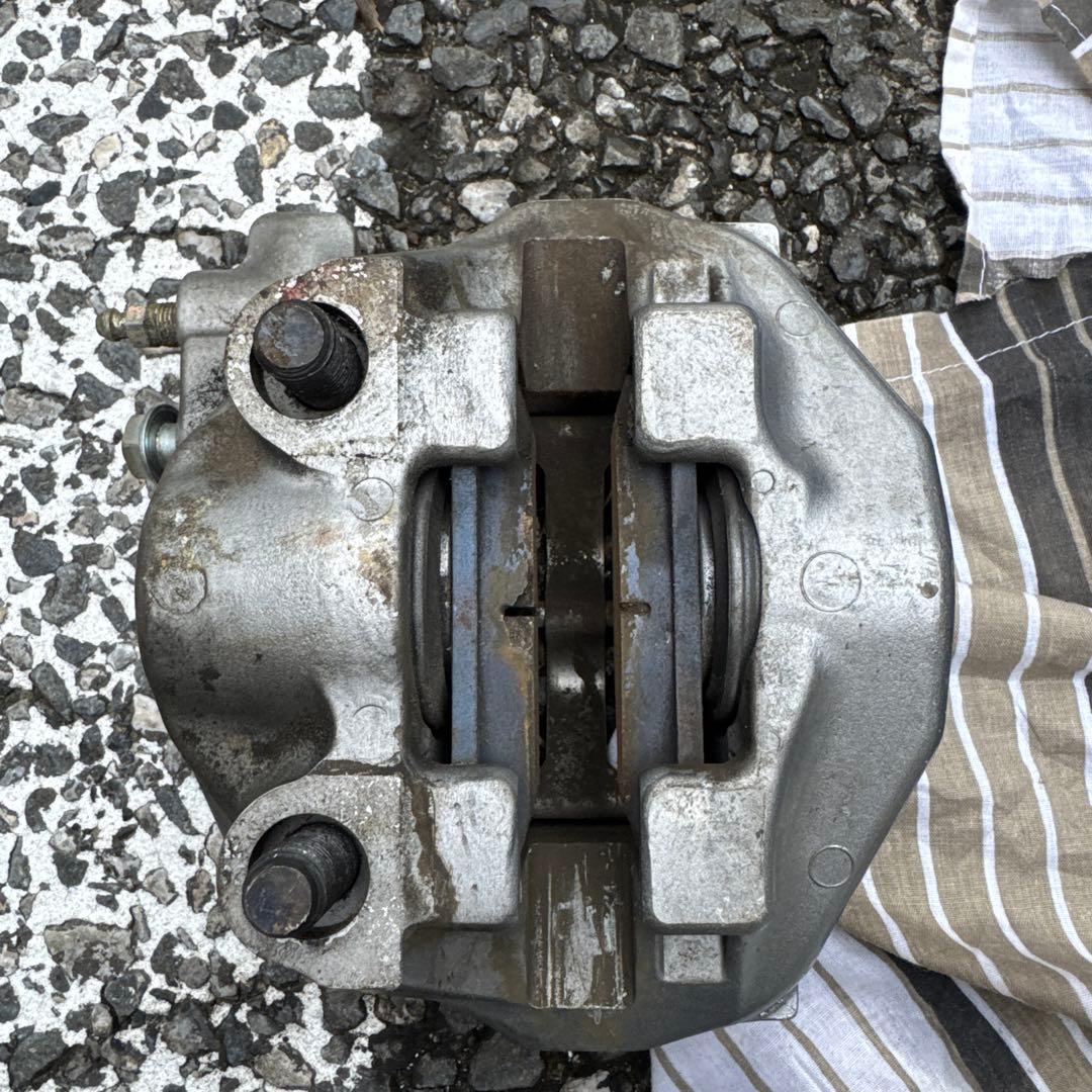 ２０アルファード、ヴェルファイアリア用３０セルシオキャリパー取り付けキット