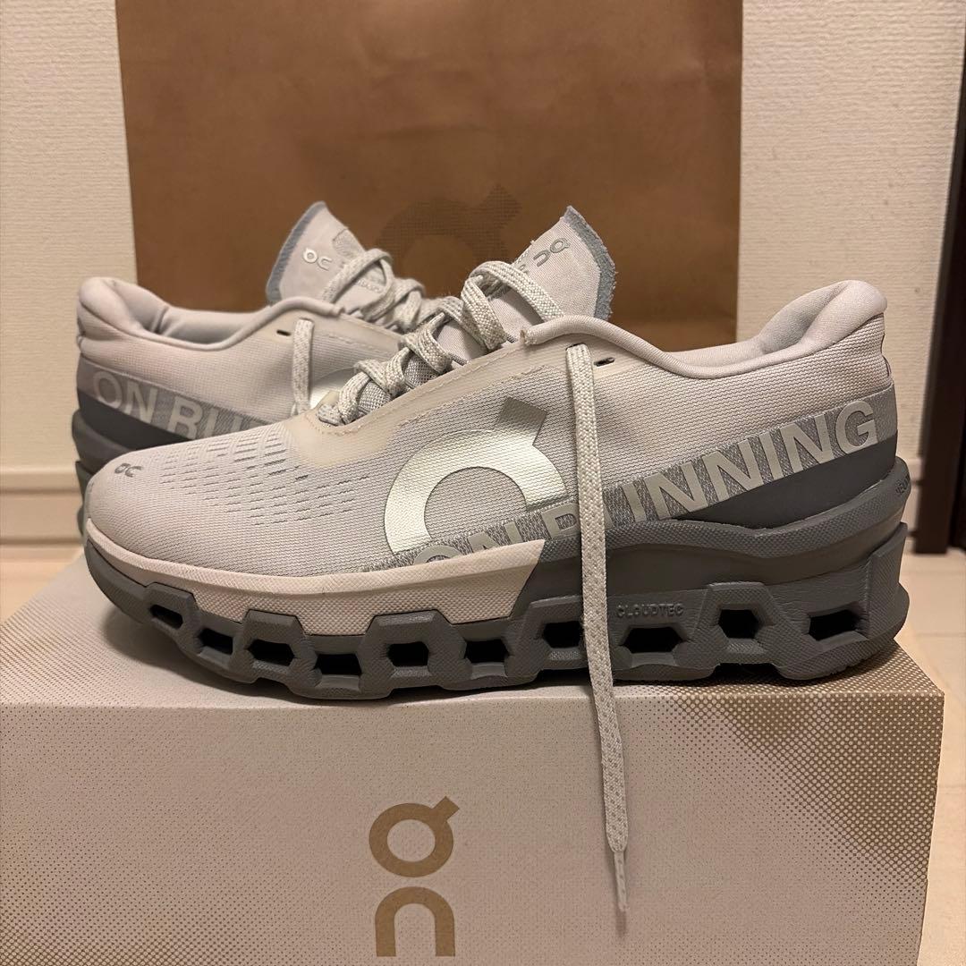 【中古美品】クラウドモンスター2 フロスト/ロック 24.5cm