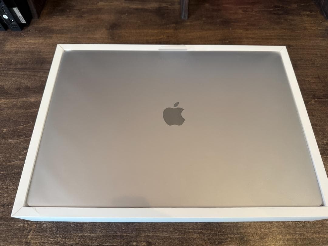 MacBook Pro 16inch 2019 2TB 32GB おまけ付き