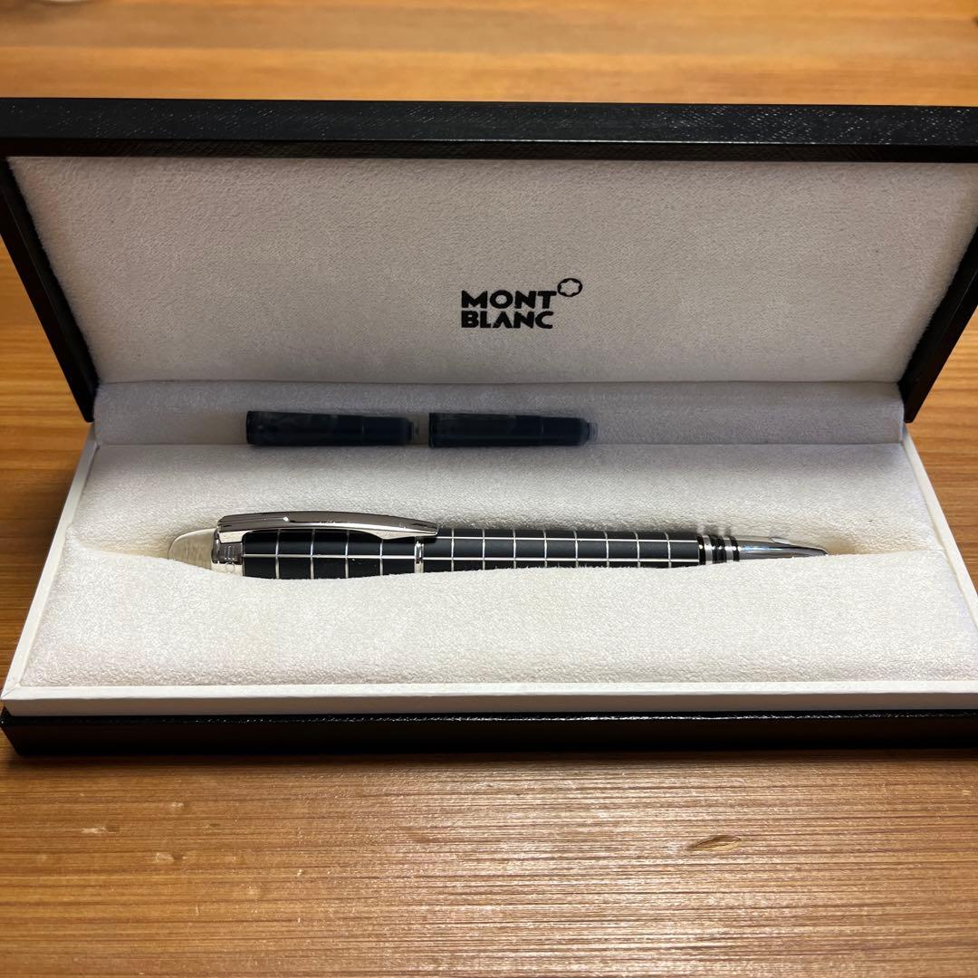 Rosa eyes モンブラン　スターウォーカー　メタルラバー万年筆