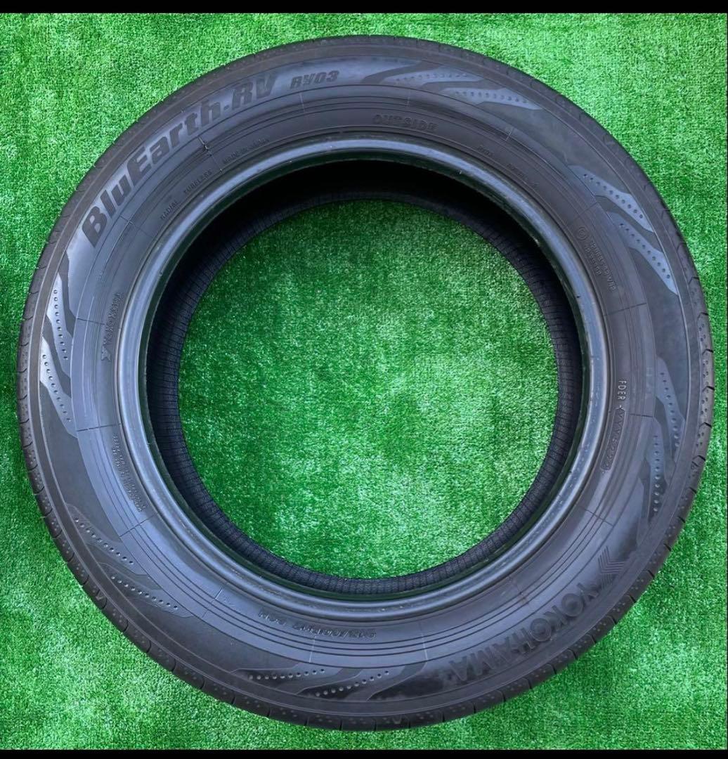 YOKOHAMA BLUEARTH RV 03 215/60/R17 4本セット