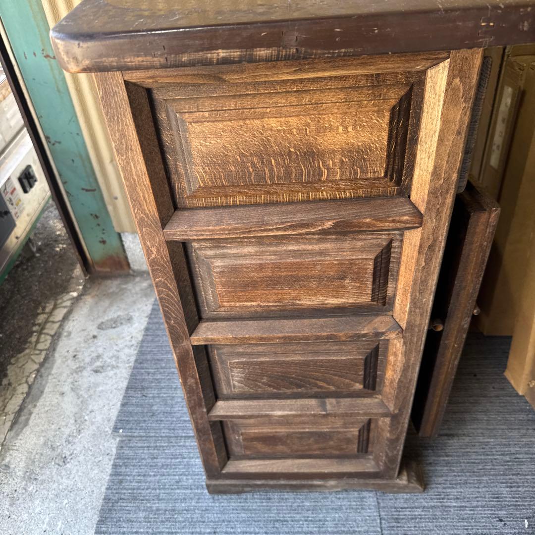 NAVARRO ARGUDO スペイン製　チェスト　キャビネット　アンティーク