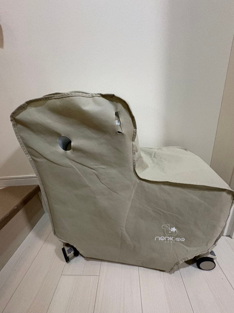 NORICCO ノリッコ 子どもが乗れるキャリーケース Mサイズ パステルブルー