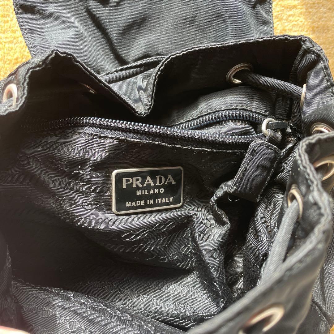PRADA ブラックバックパック