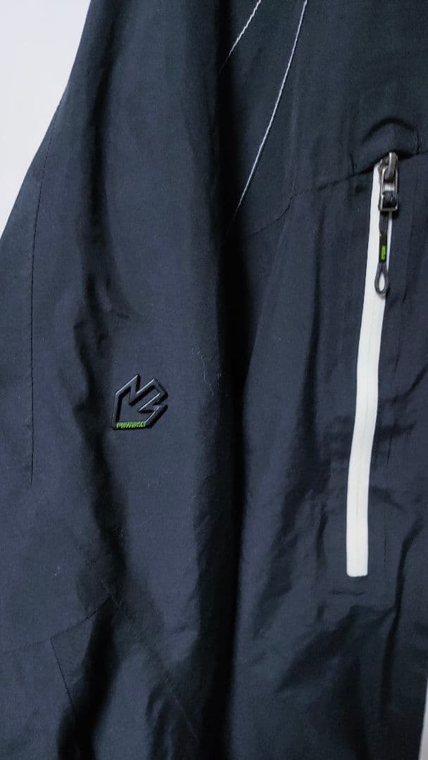 【REW アールイーダブリュー】 スノーボードウェア ゴアテックス