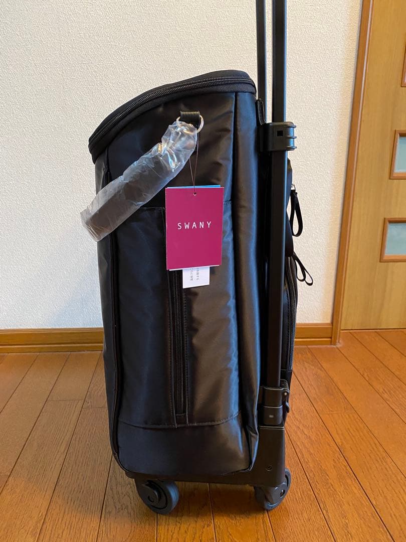 SWANY ジップブラック キャリーバッグL新品未使用品あき