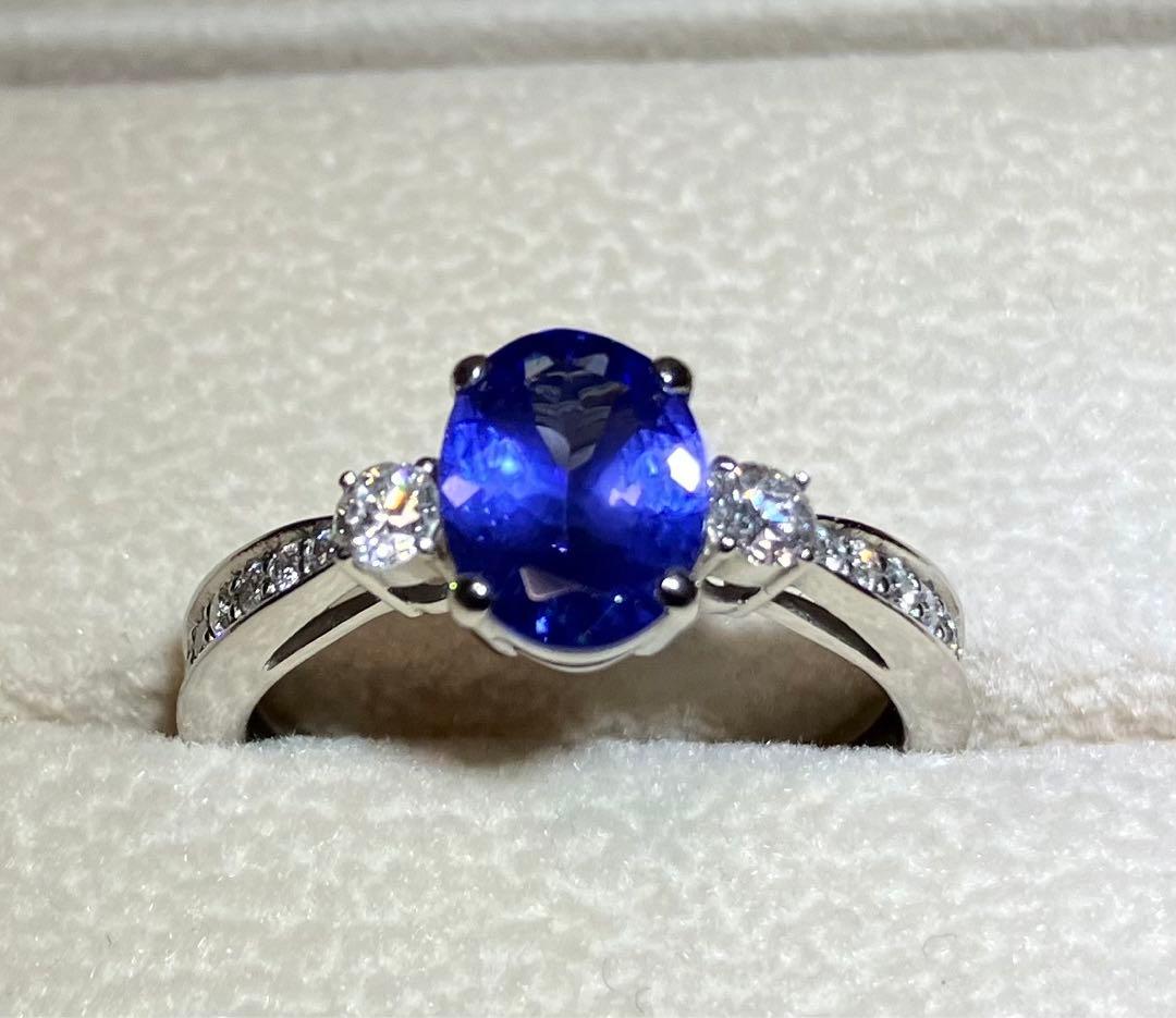 タンザナイト1.26ct定価の半額以下に大幅値下げ。鑑定書付き。上品で美しい。