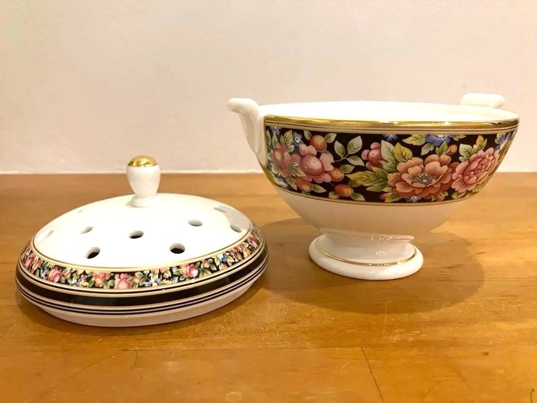 廃盤品　希少　ウェッジウッド　クリオ　ポプリポット