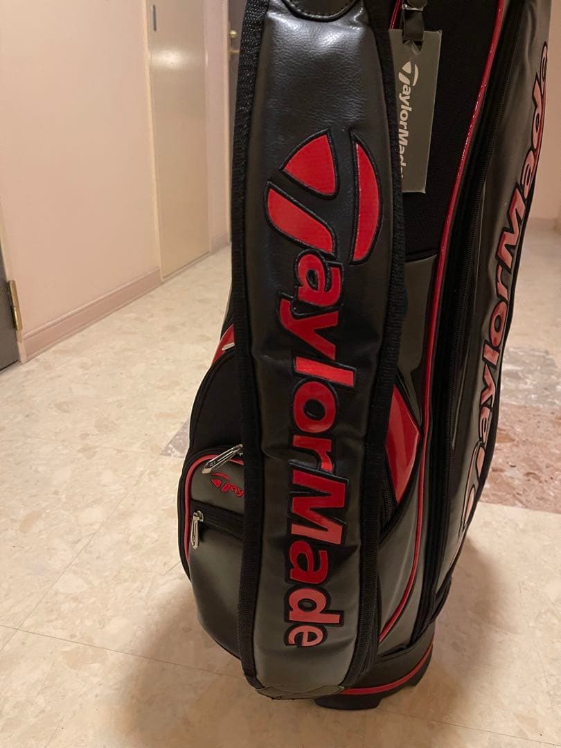 テーラーメイド　キャディバッグ　ブラック/レッド