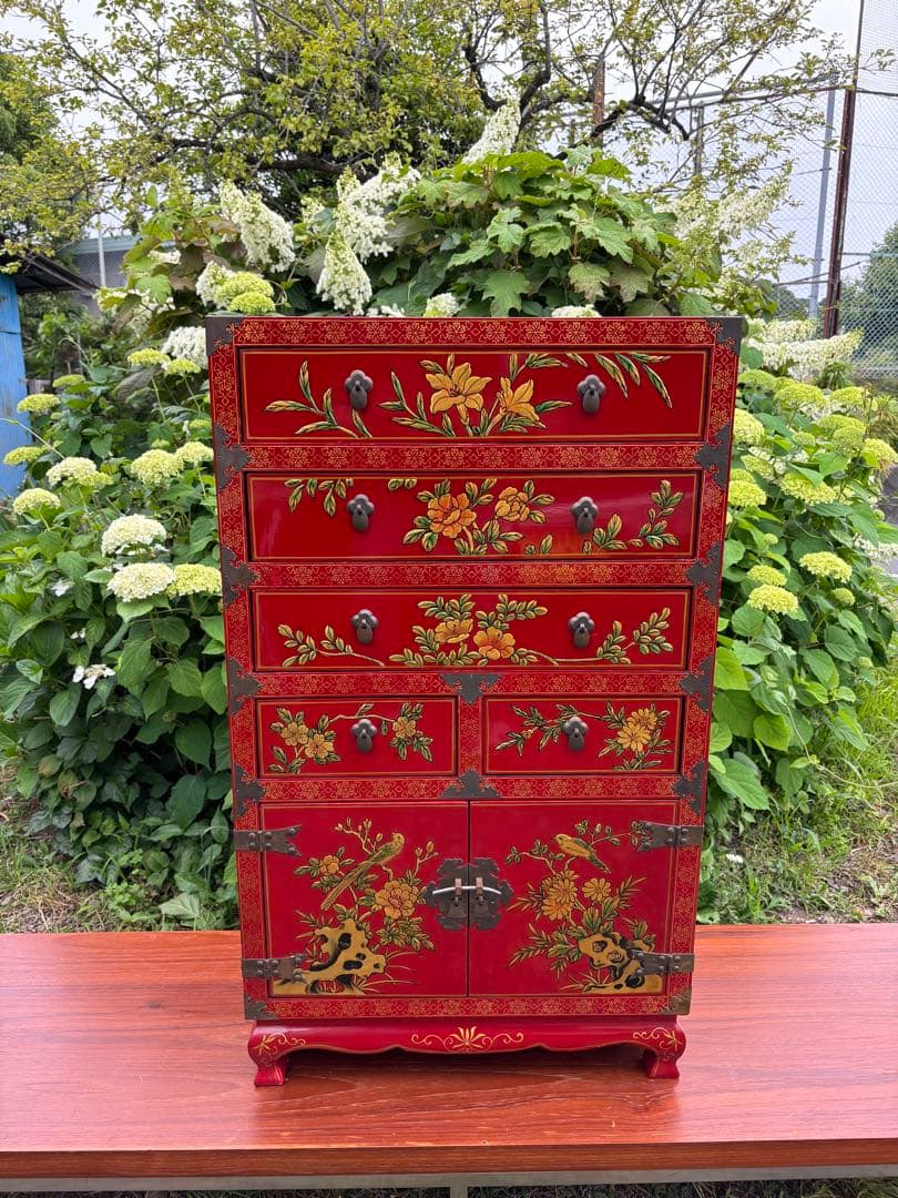 赤い花柄の木製タンス　シノワズリ家具　中国民藝　漆塗り　アンティーク　チェスト
