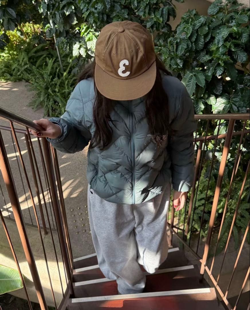 新品未使用　ネージュダウンパーカー　L モンベル　mont-bell