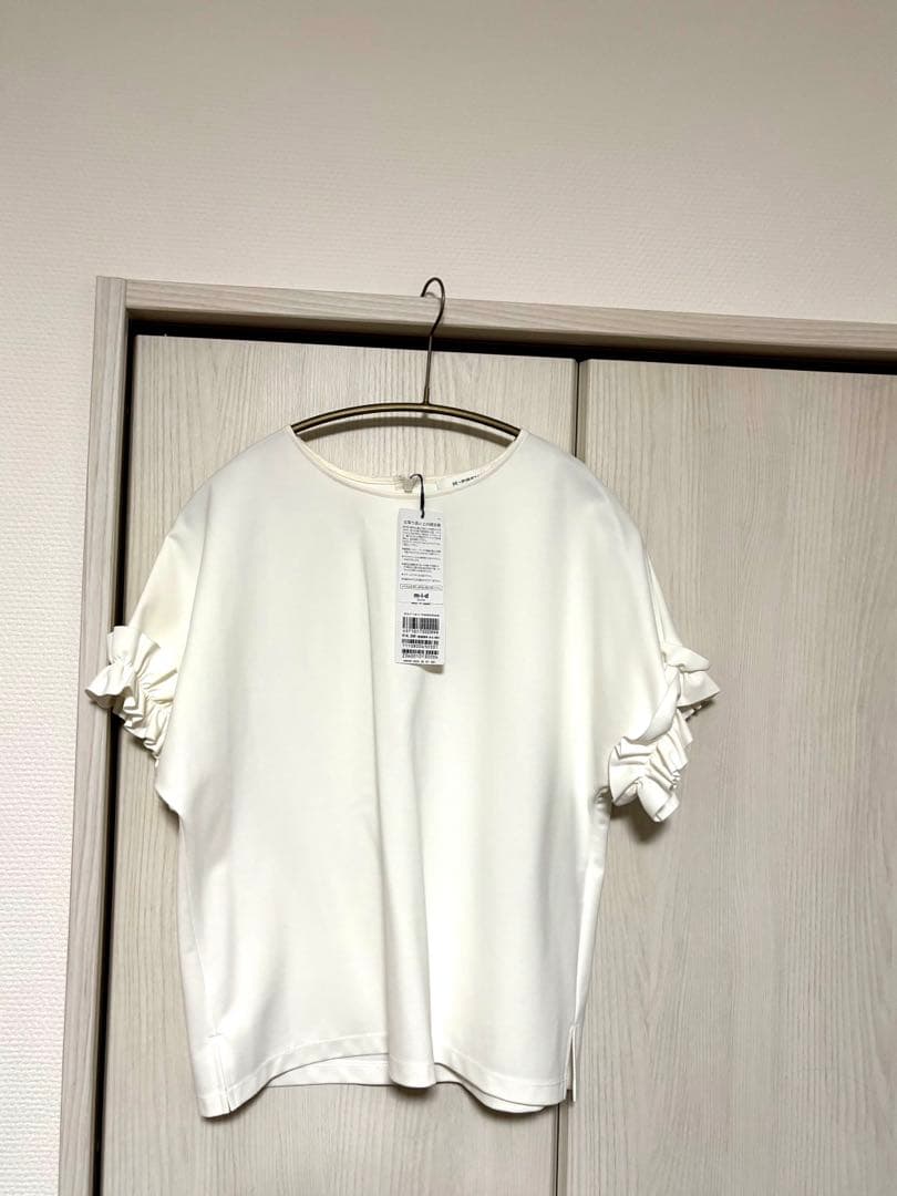 新品❣️ タグ付き❣️ エムプルミエ❣️ ポンチギャザーフリルフレンチカットソー❣️