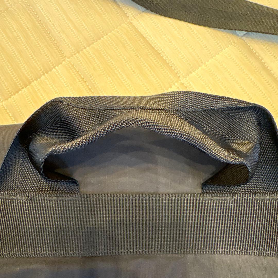 BRIEFING ブラック メッセンジャーバッグ