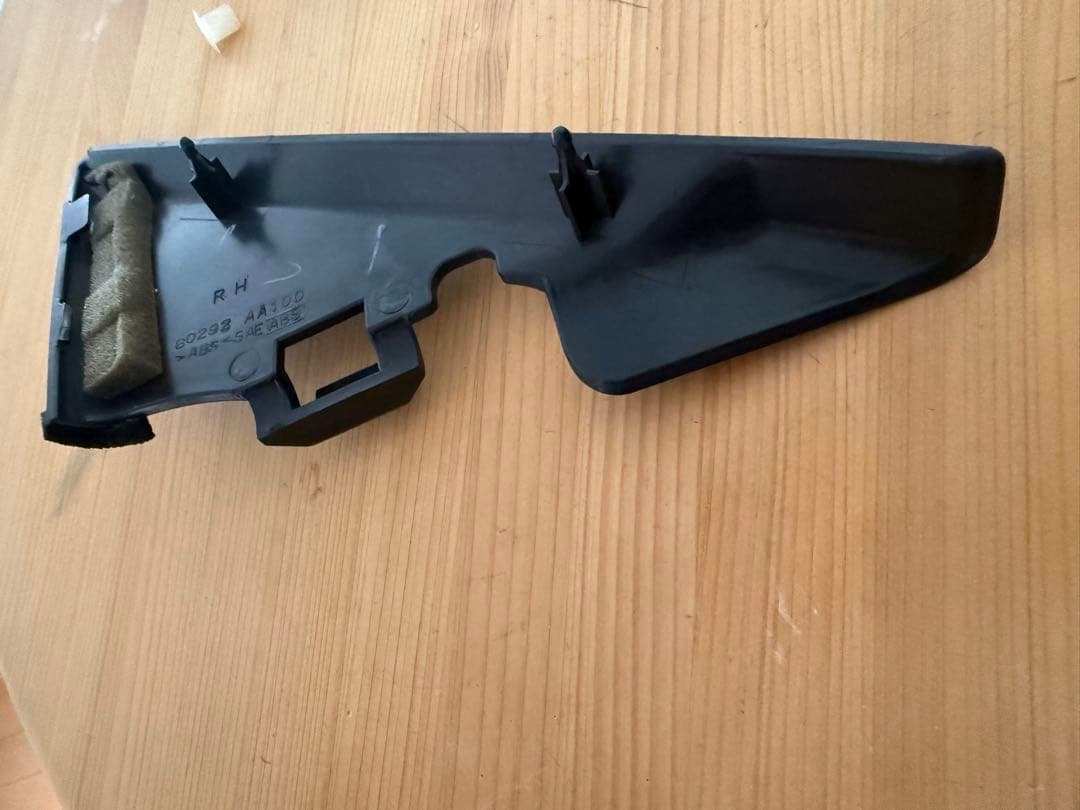 純正 スカイラインGT-R BNR34 ドアミラーコーナーカバー (左のみ新品)