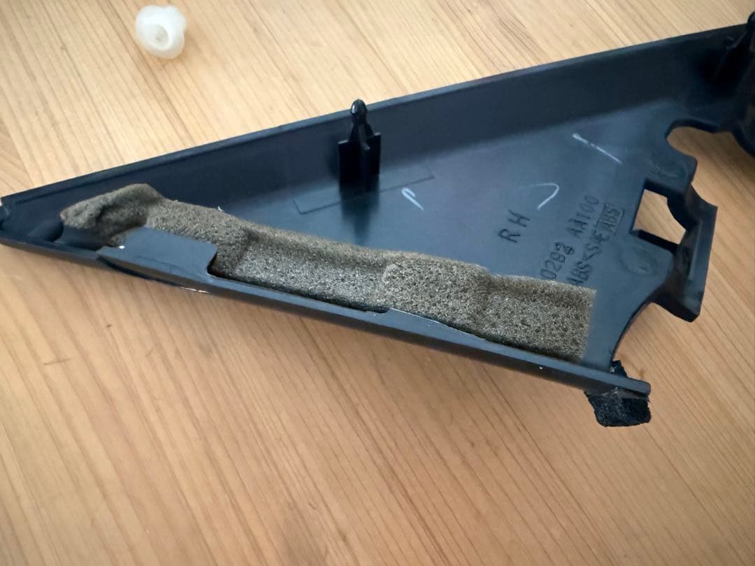 純正 スカイラインGT-R BNR34 ドアミラーコーナーカバー (左のみ新品)