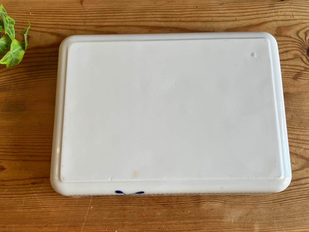 ロイヤルコペンハーゲン　ブルーフルーテッドメガ オーブンウェア　22レクタングル