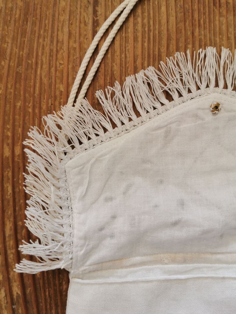 アンティーク 初聖体式 美しいアイレット白糸花刺繍 フリンジ付オモニエールバッグ
