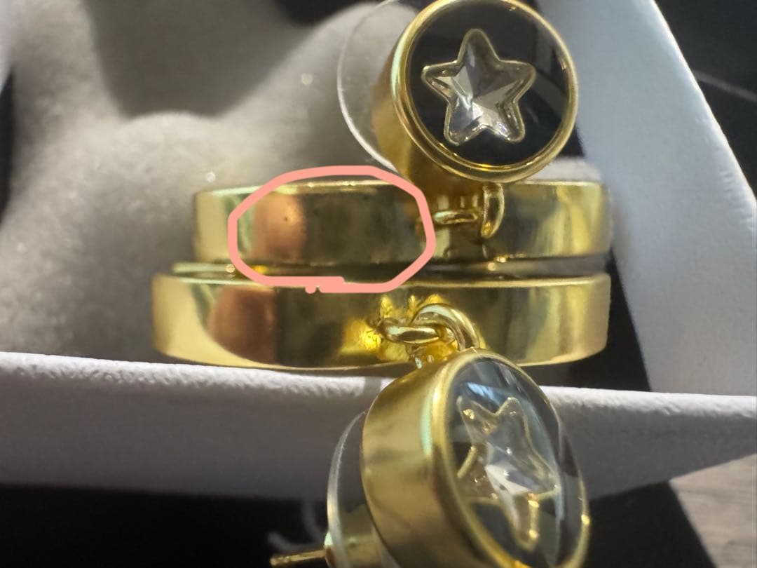 CHANEL シャネル　2025/2026秋冬最新　ピアス　大きめ