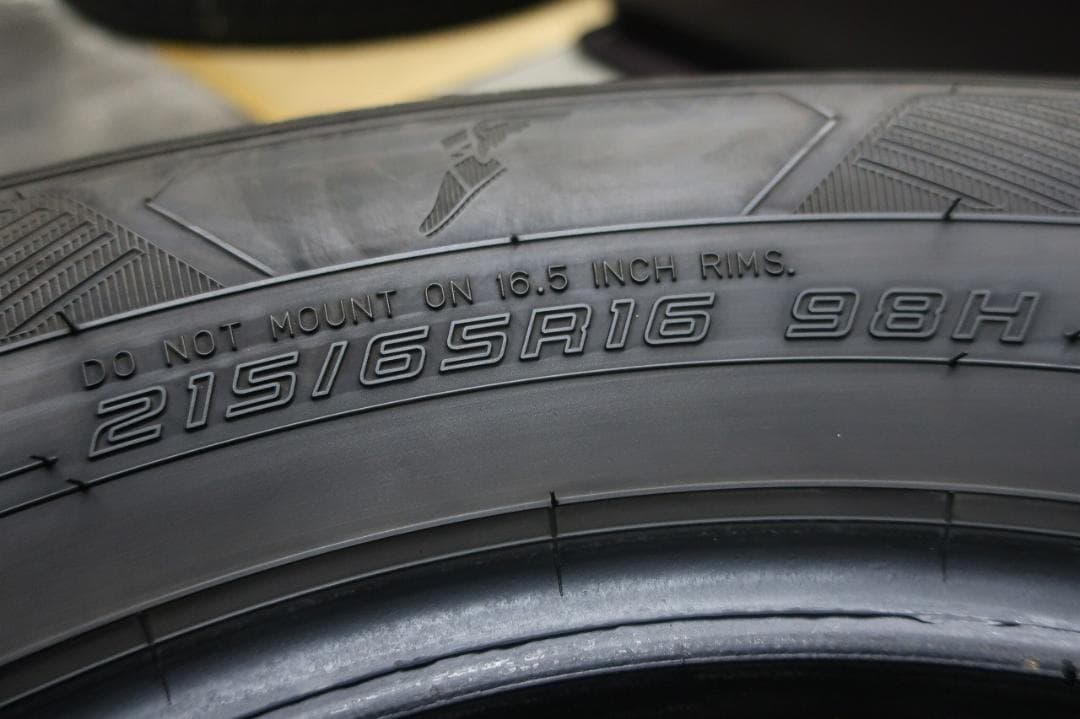 2024年製　グッドイヤー　E-Grip　RVF02　215/65R16　国産