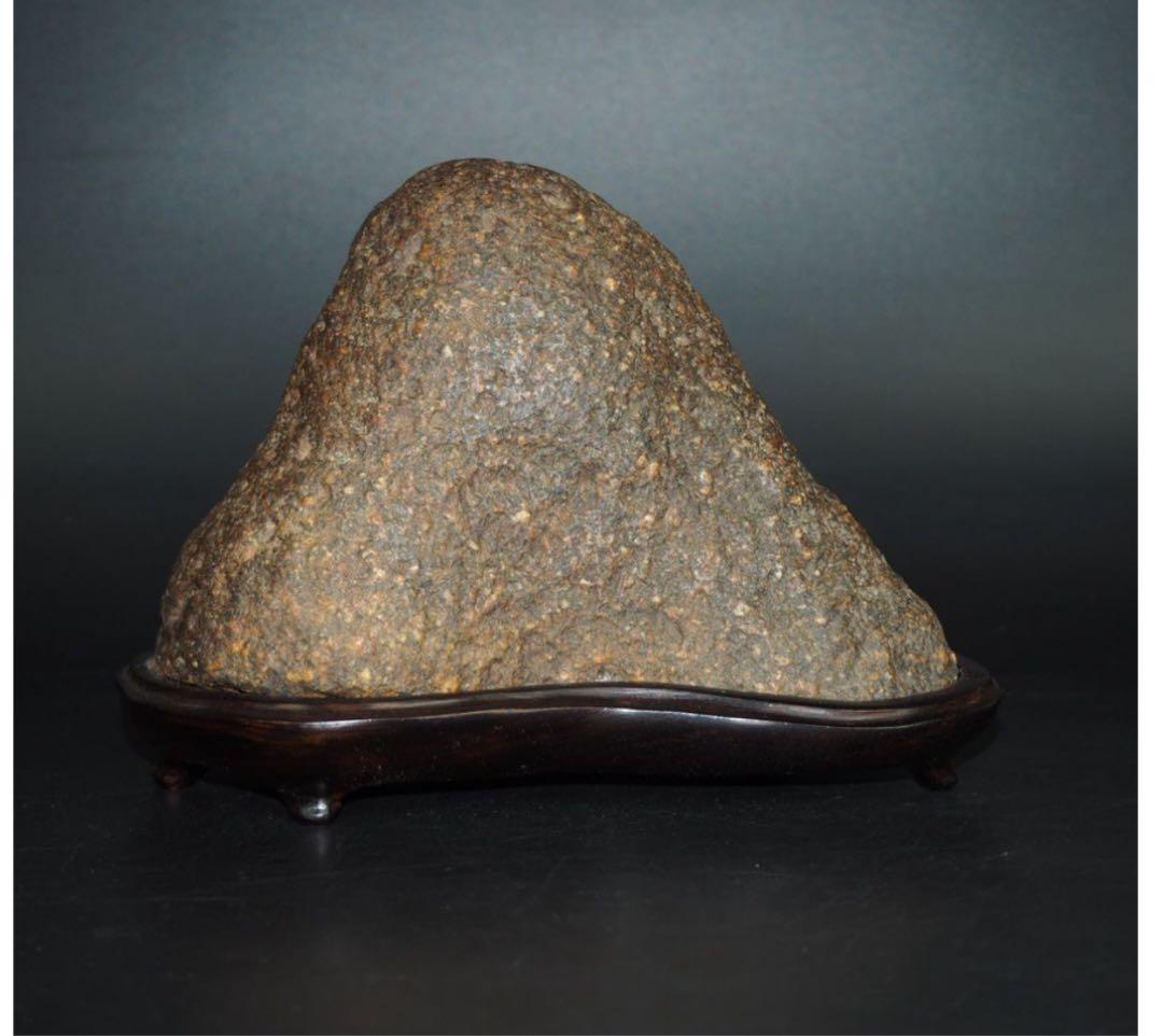 送料無料　水石愛好家蔵品放出 天然石　鞍馬石　遠山石　唐木台座