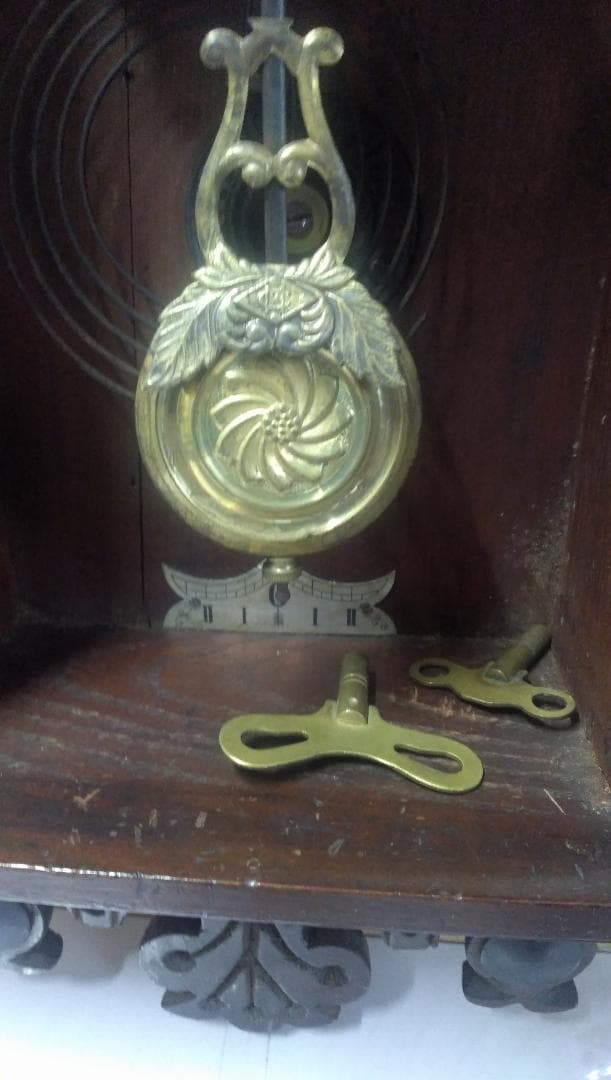 古い柱時計　　②