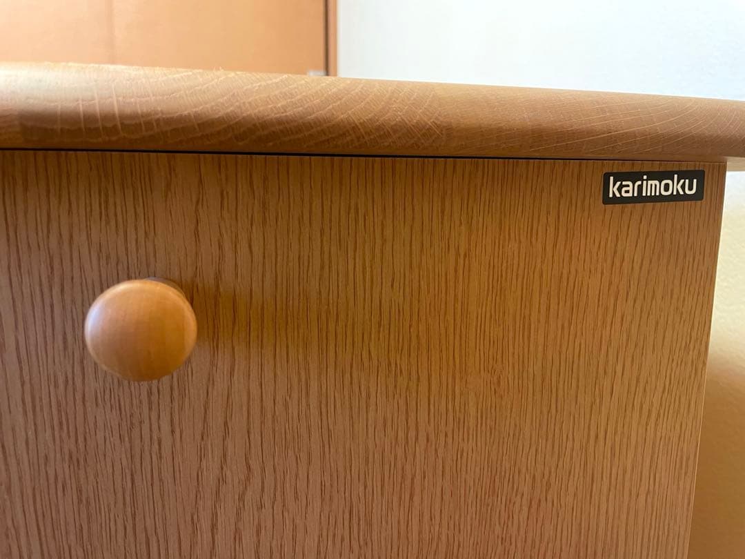 カリモク学習机① 机のみ　上置き本棚なし