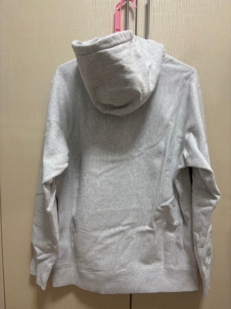 SUPREME グレーパーカー