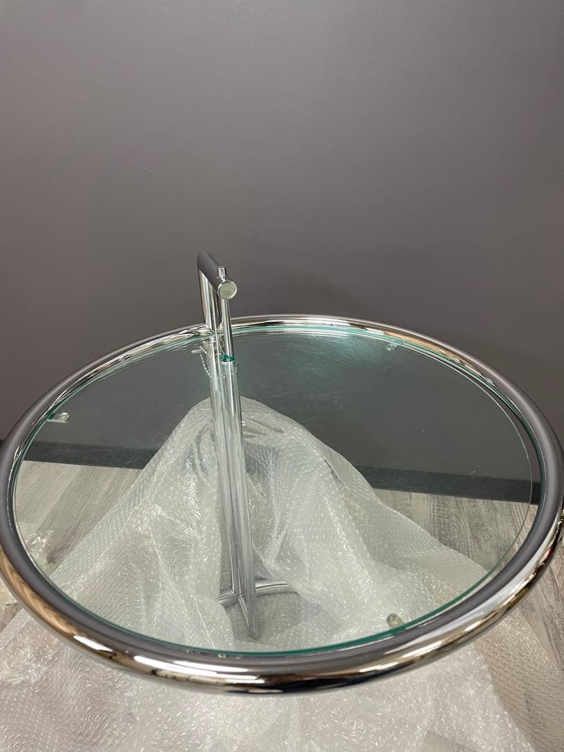 アイリーン グレイ アジャスターテーブル リプロダクト品 ②