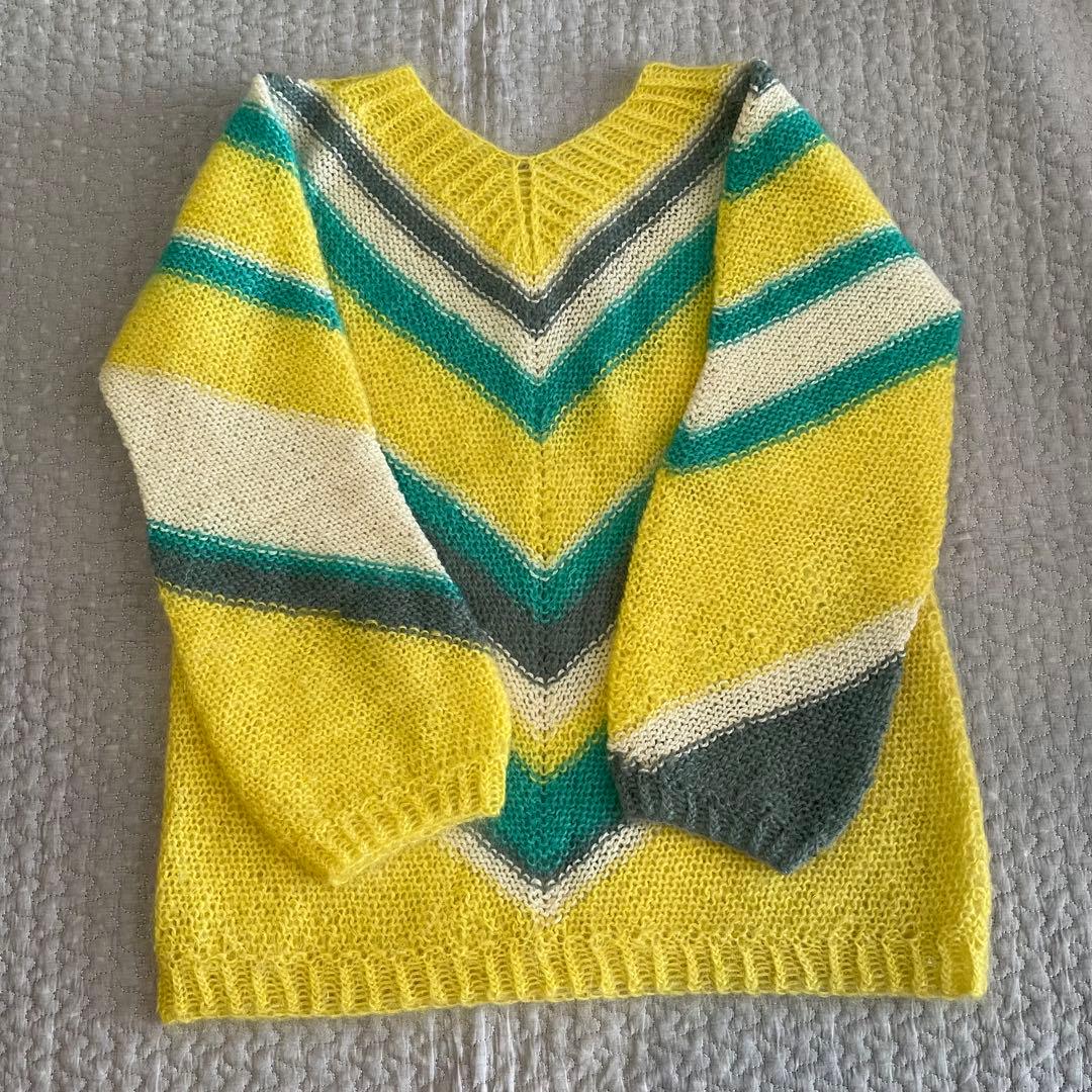 三國万里子さん　ニット