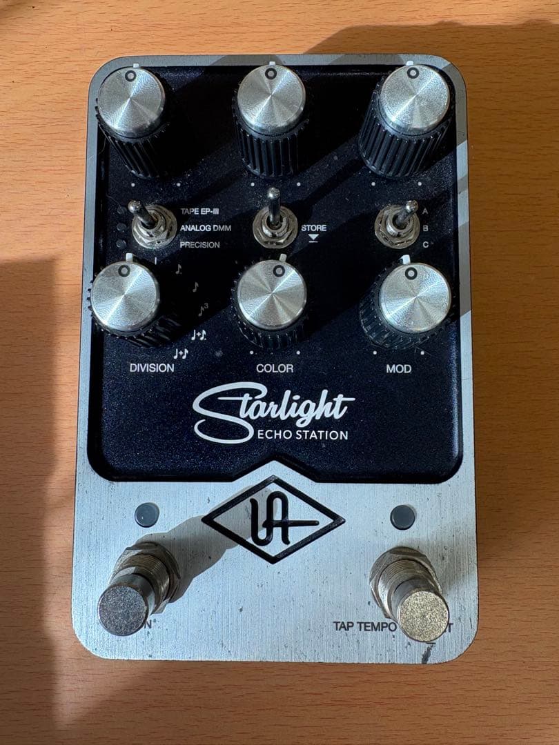 ギター UAFX STARLIGHT Echo Station