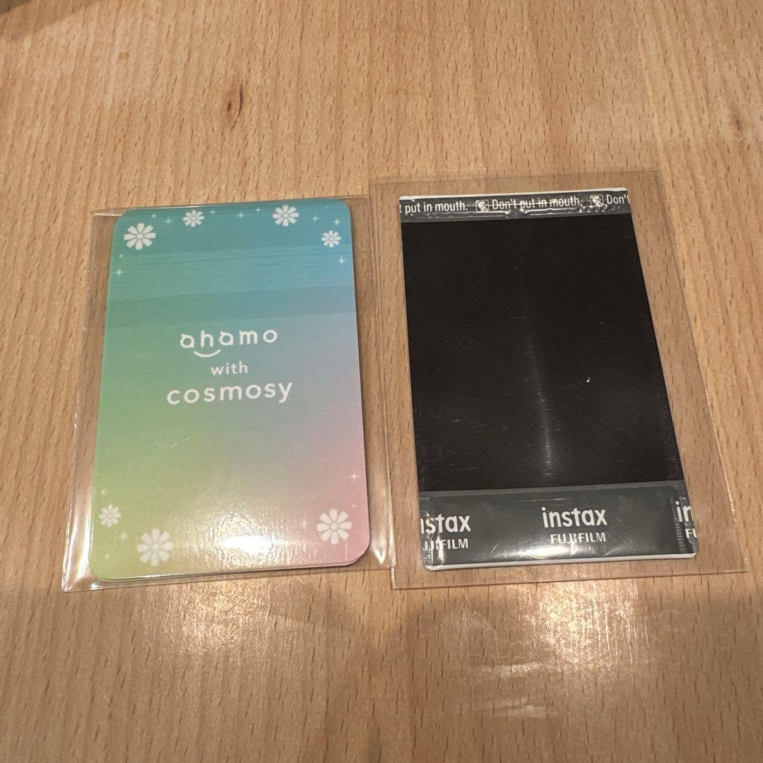 cosmosyサイン入りチェキ＆トレカ