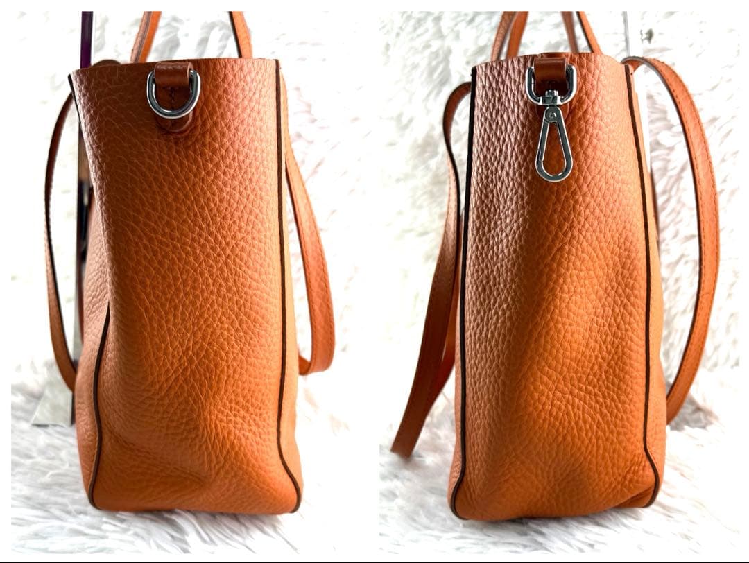 未使用品✨ジャンニ キアリーニ トートバッグ SUPERLIGHT Ｍ 本革