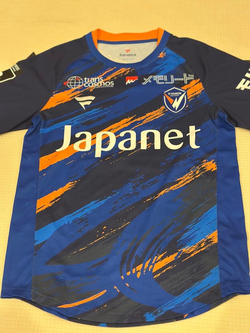 Vファーレン長崎 2025シーズンユニホーム