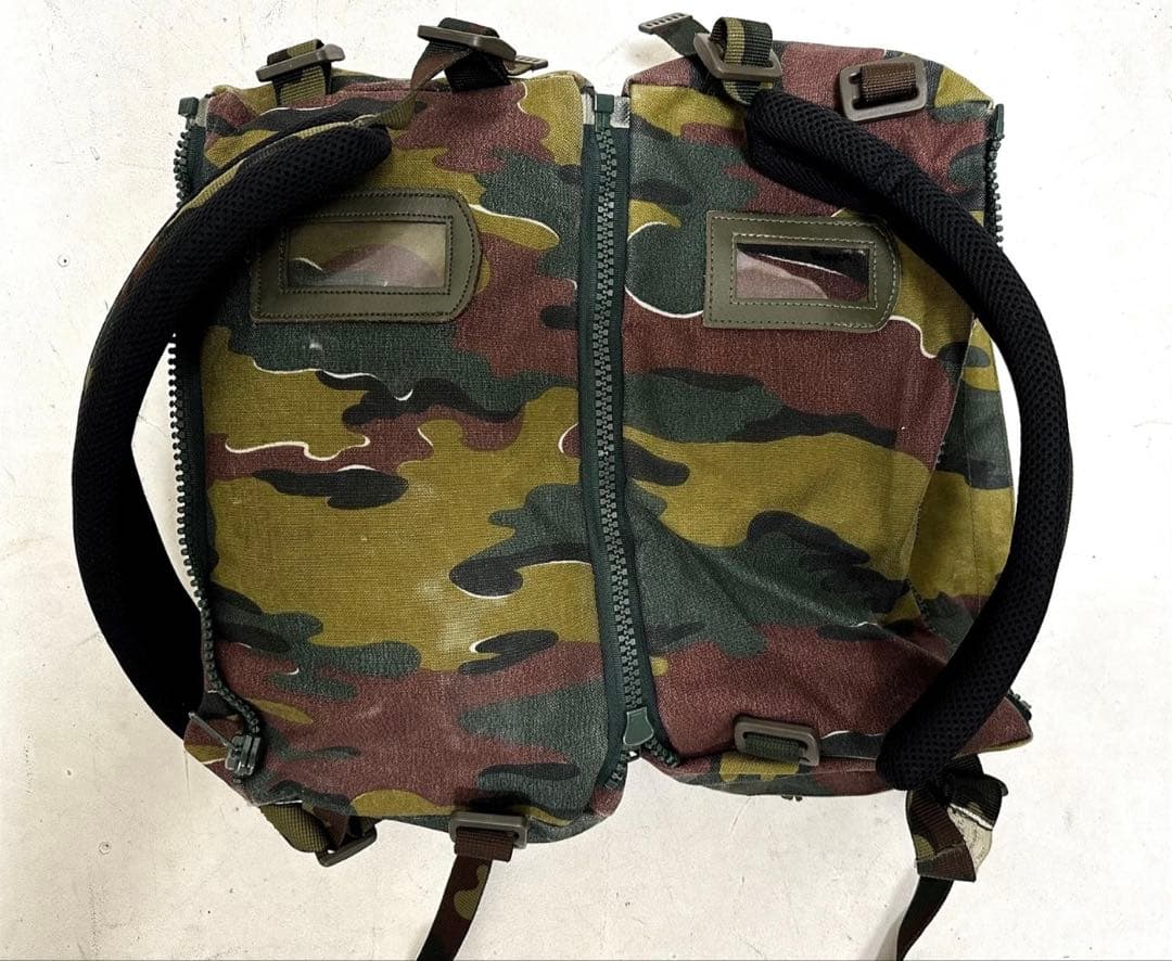 ベルギー軍放出品フレーム入りバックパック90L+20L 軍幕キャンプジグソーカモ