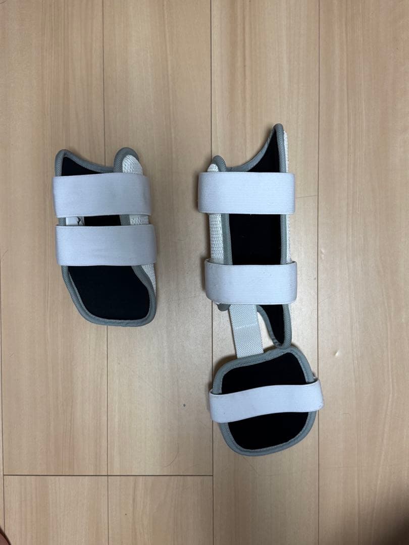 ミズノプロ　エルボーガード ホワイト