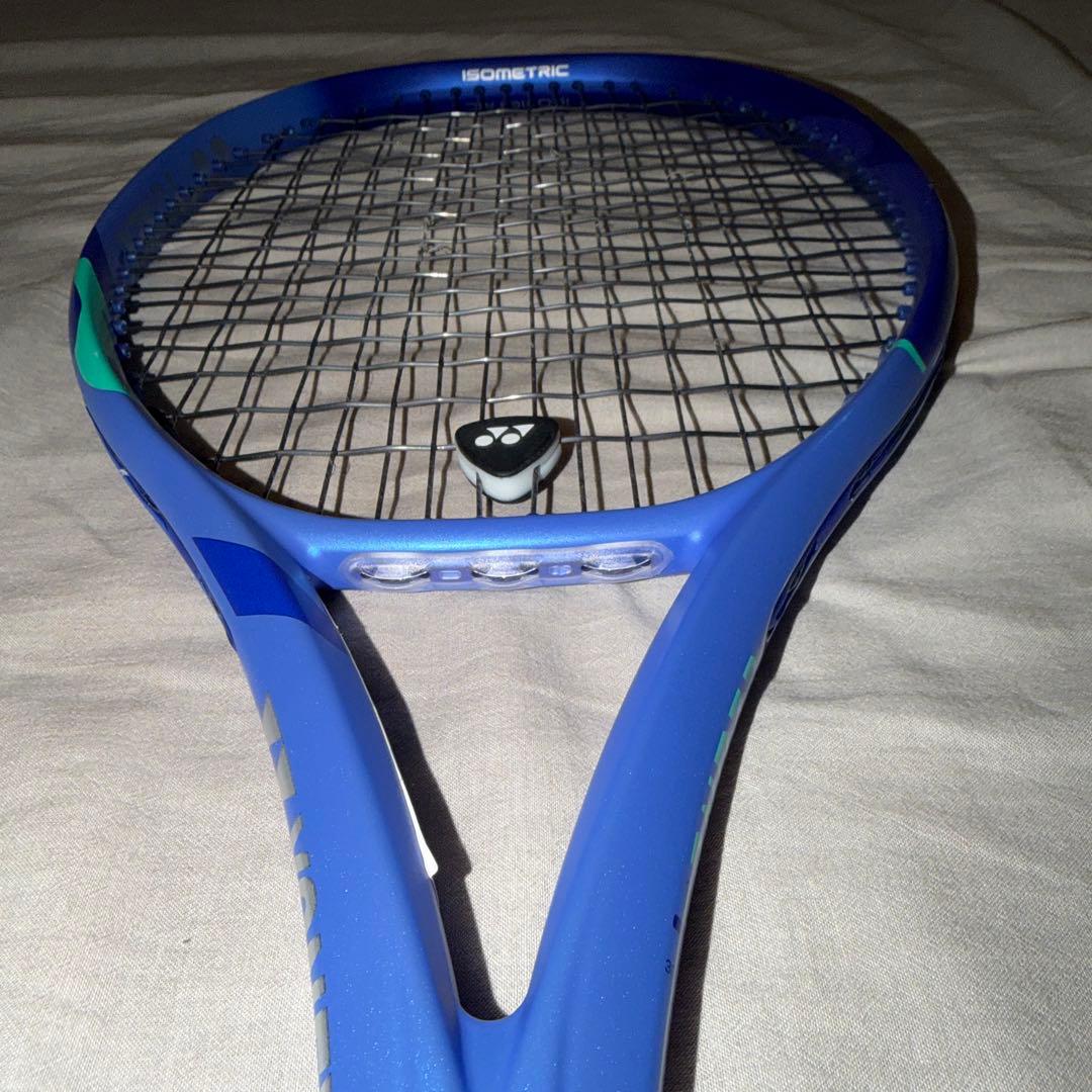 YONEX VCORE 100 テニスラケット(G2)
