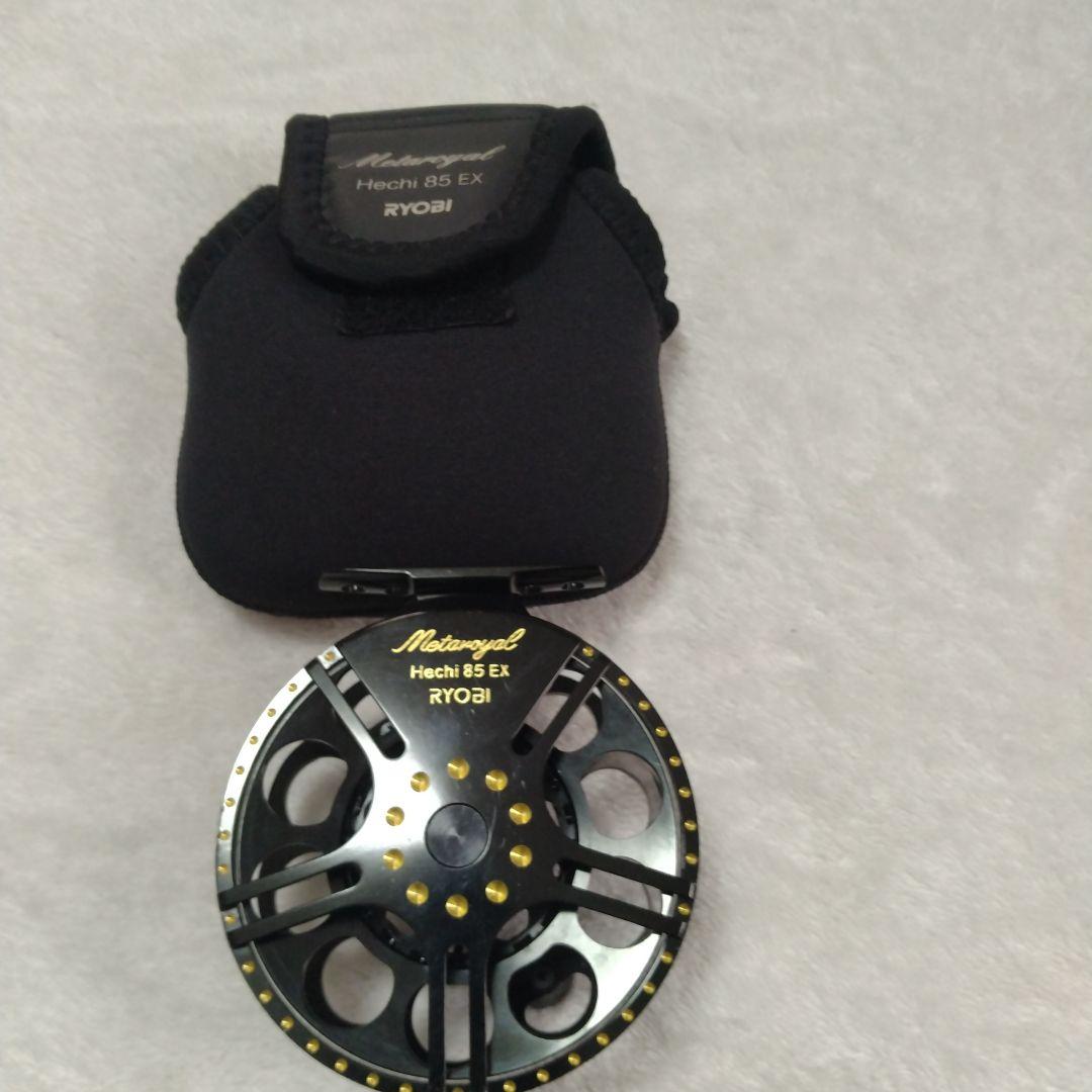 RYOBI Hachi 85 EX リール ケース付きメタロイヤル