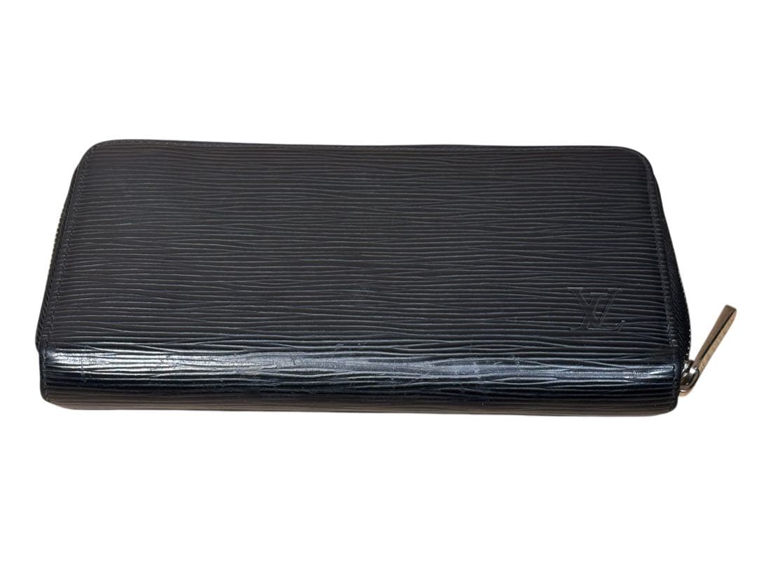 ルイヴィトン ジッピー ウォレット