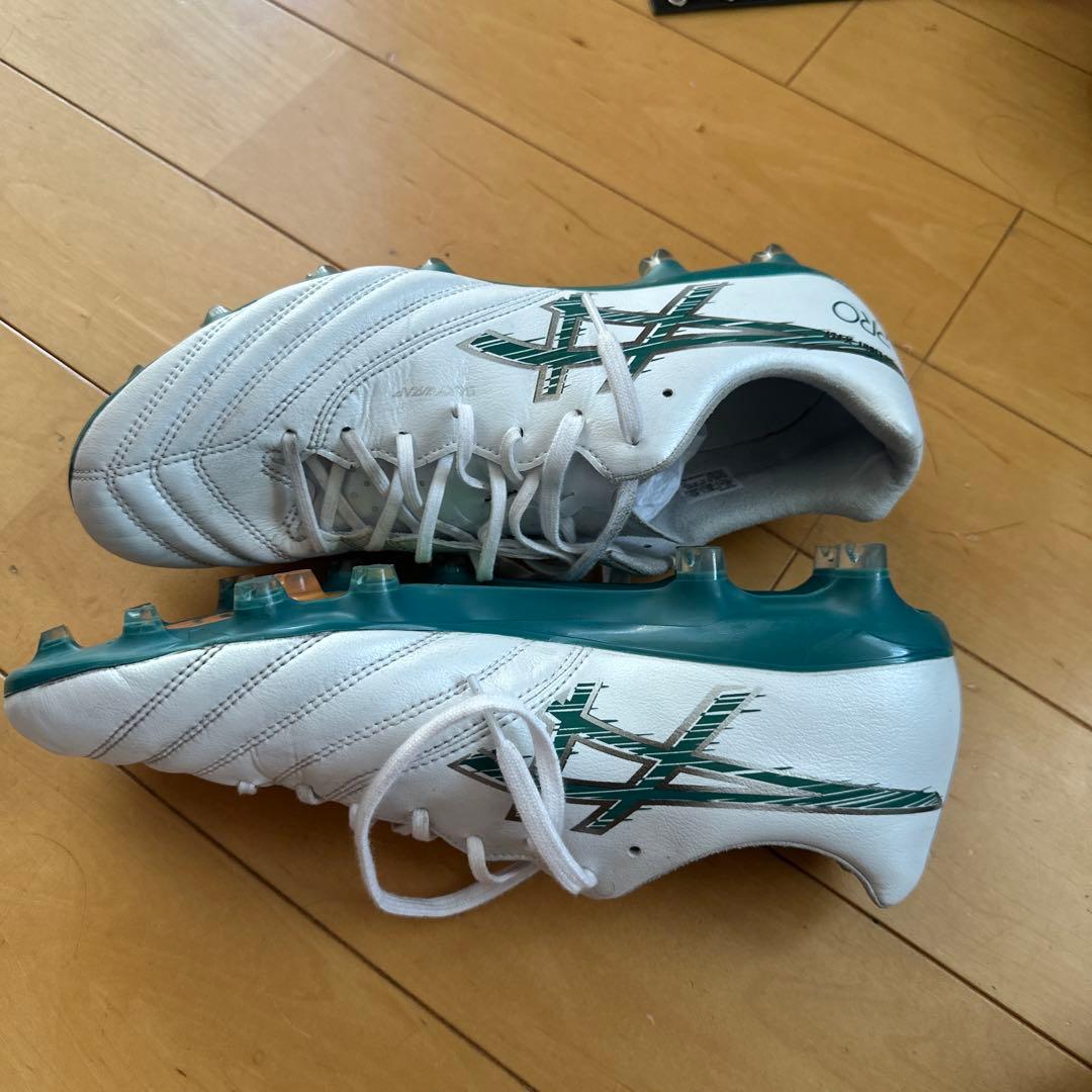 ASICS DS LIGHT X-FLY PRO 3サッカーシューズ