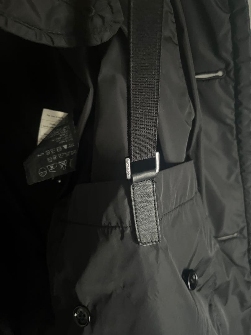 PRADA 中綿入り ナイロンコート イタリア製