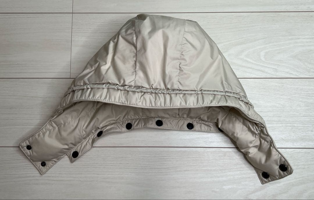 TATRAS フード付きダウンベスト