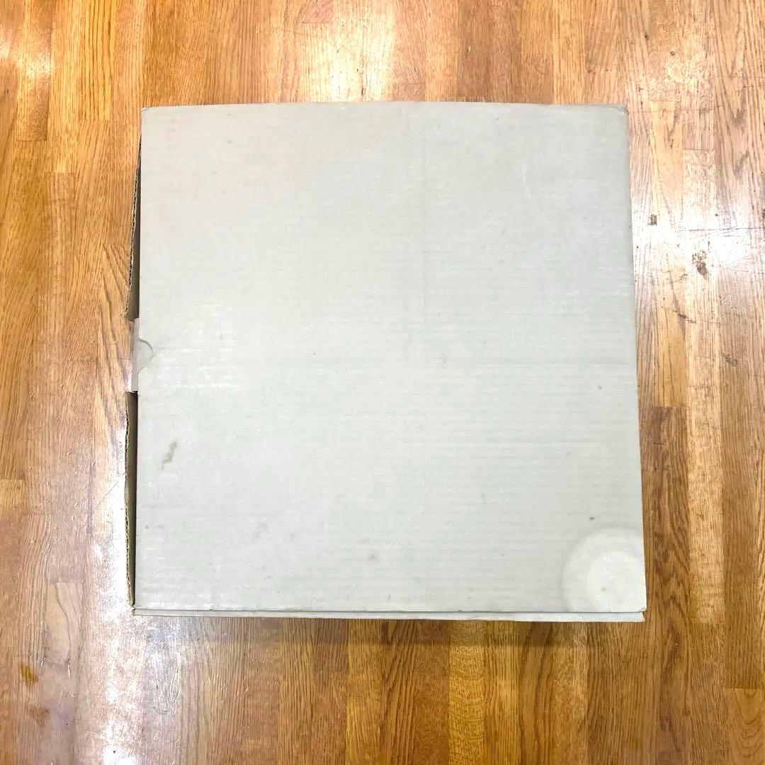 ドイツ製掛け時計素晴らしい木材です　クオーツ