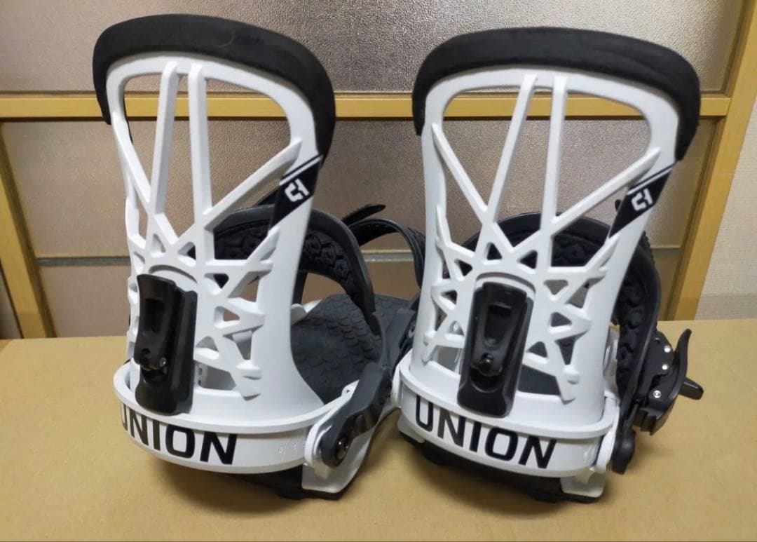 UNION スノーボード ビンディング ホワイトお値下げ