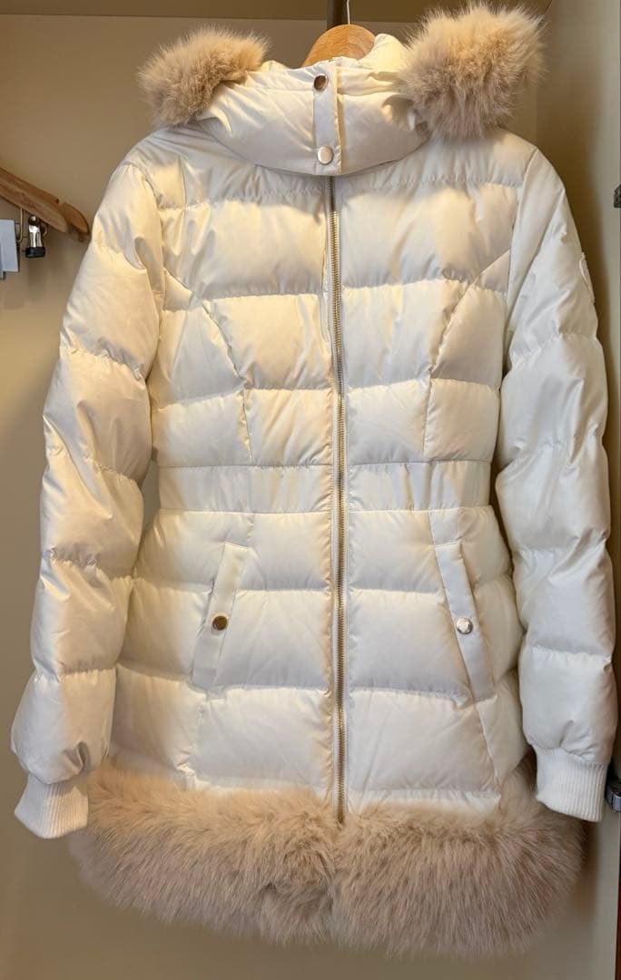 最終値下げ！RANDY カービーファーダウンジャケット IVO M