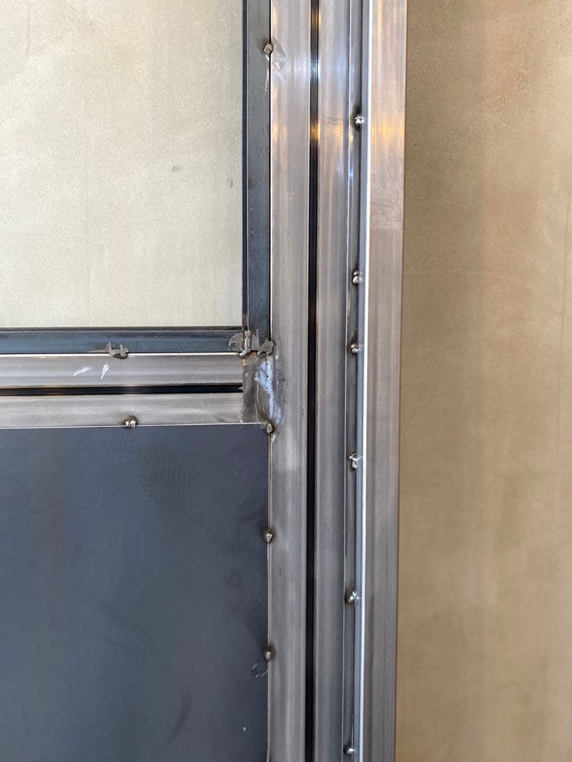 貴重　特別価格　鉄扉　アイアンドア　インダストリアル　防犯　扉　外枠付き
