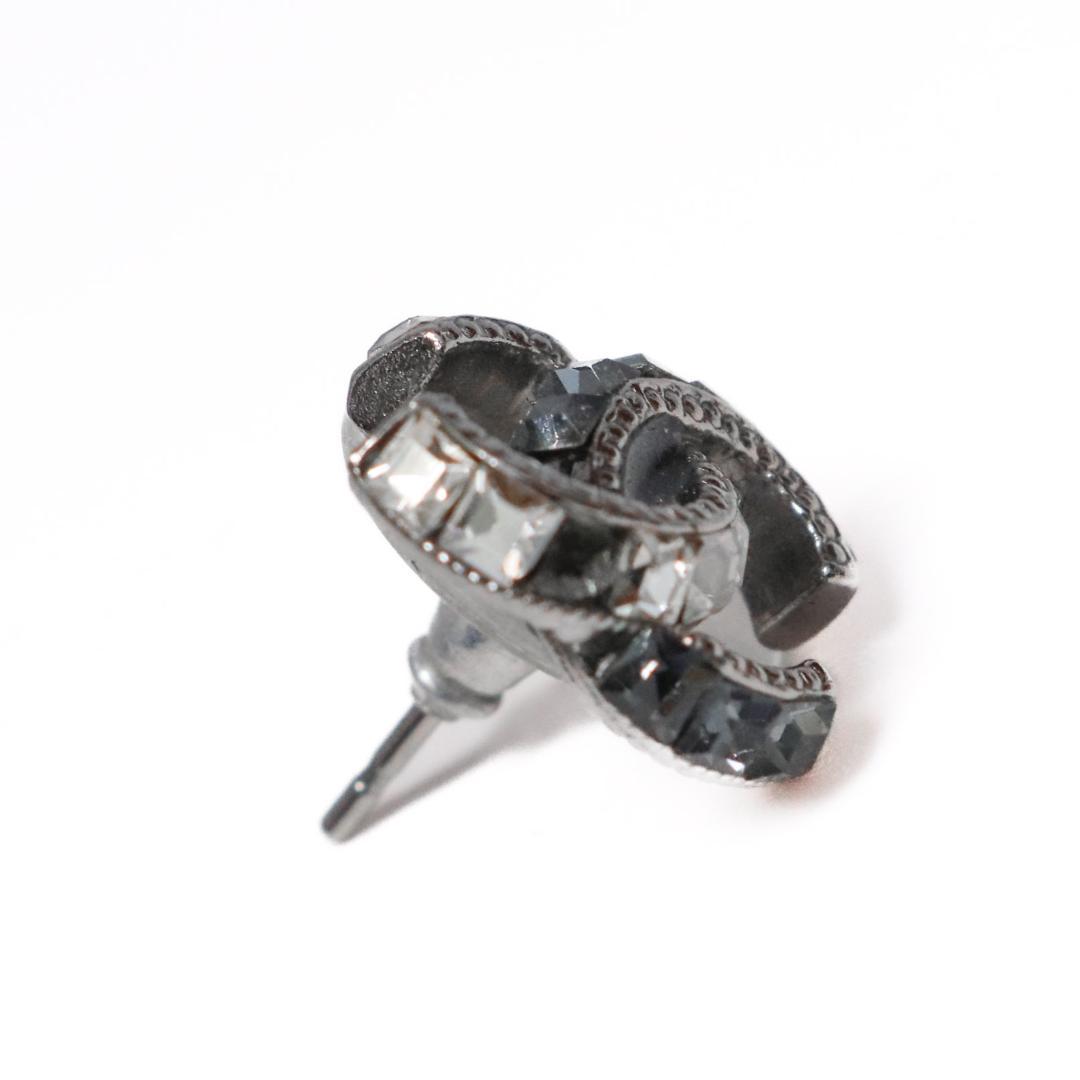 CHANEL シャネル ピアス 14P ココマーク シルバー×ブラック　 903