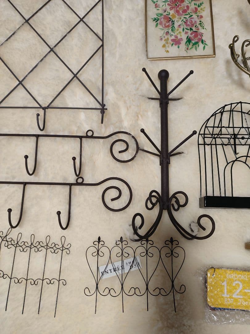 金属製ツリー型スタンドとミニジョウロのセット